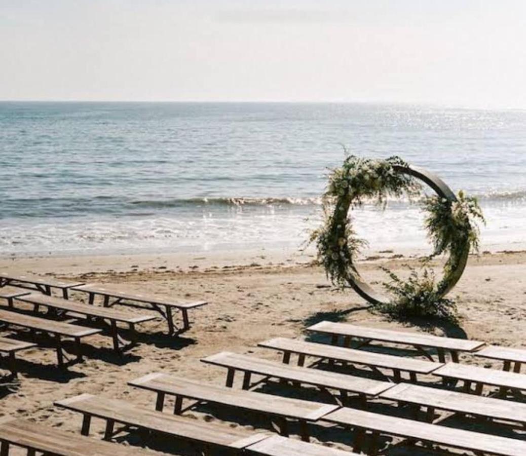 Sunbloom Beachfront Hotel And Restaurant Zambales Sinabacan Ngoại thất bức ảnh