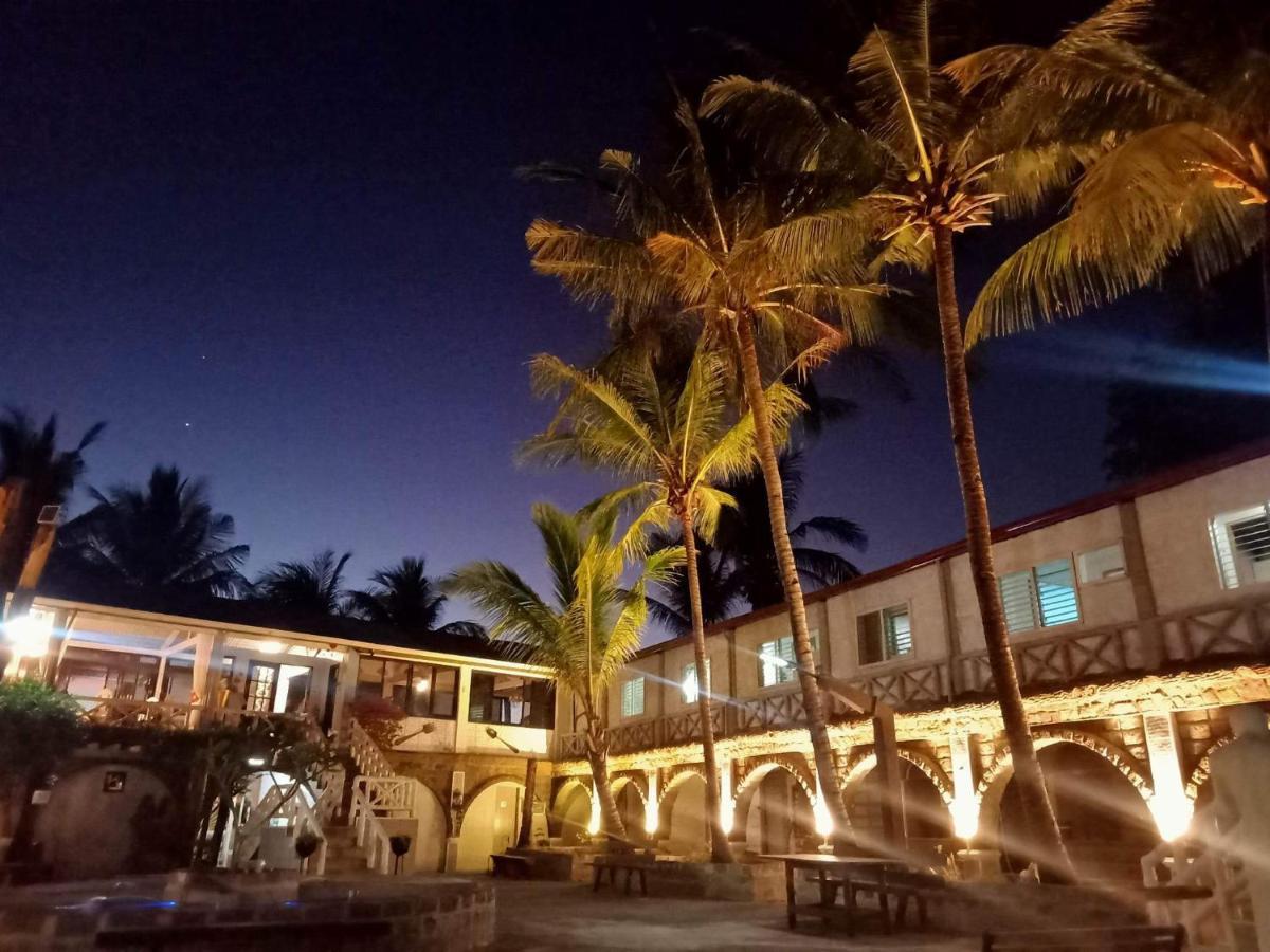 Sunbloom Beachfront Hotel And Restaurant Zambales Sinabacan Ngoại thất bức ảnh