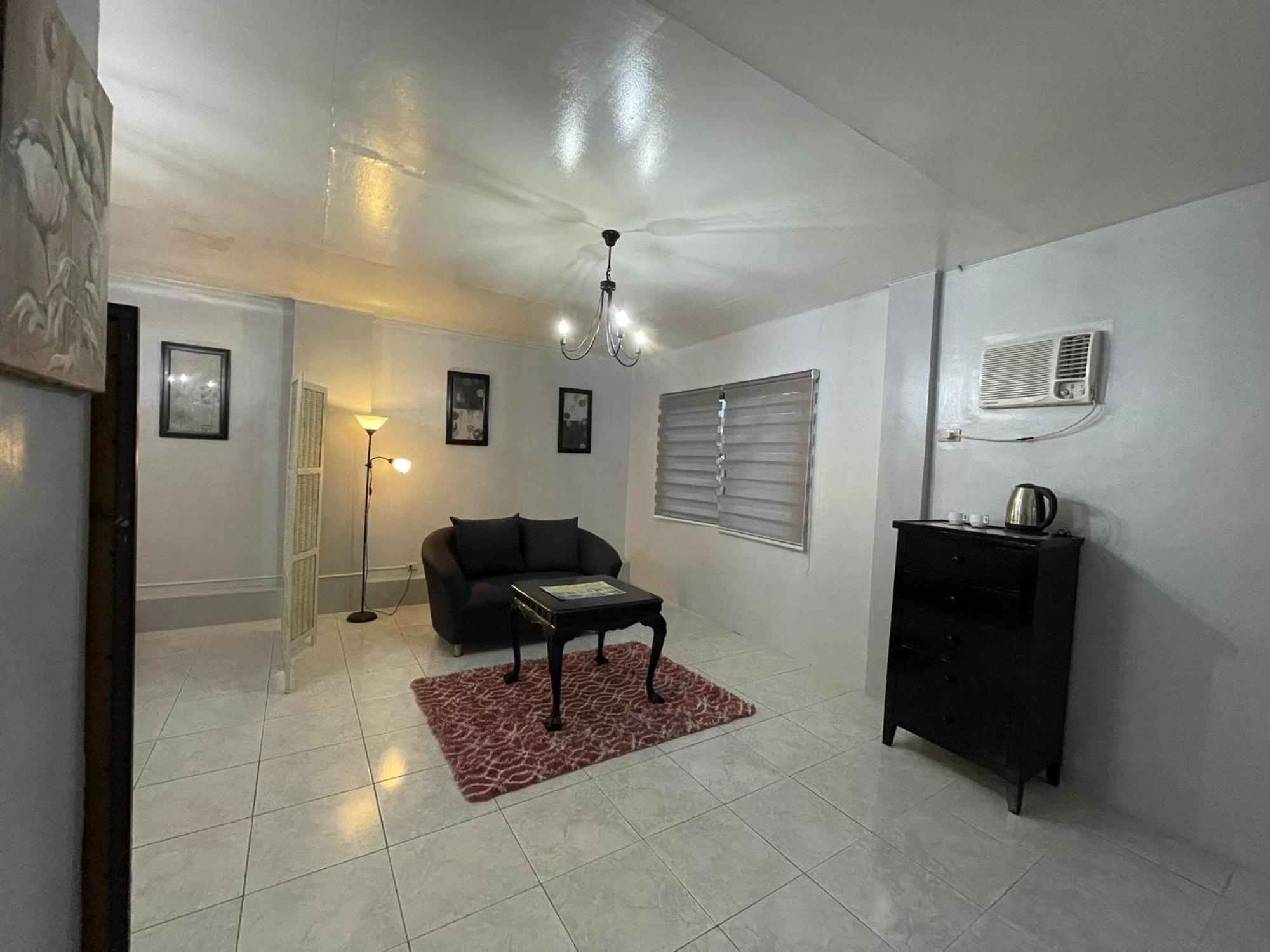 Sunbloom Beachfront Hotel And Restaurant Zambales Sinabacan Ngoại thất bức ảnh